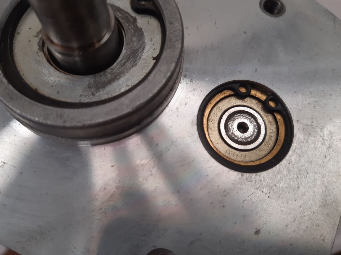 Sanyo Denki D8G-516 Dc 330Vdc Geared Motor