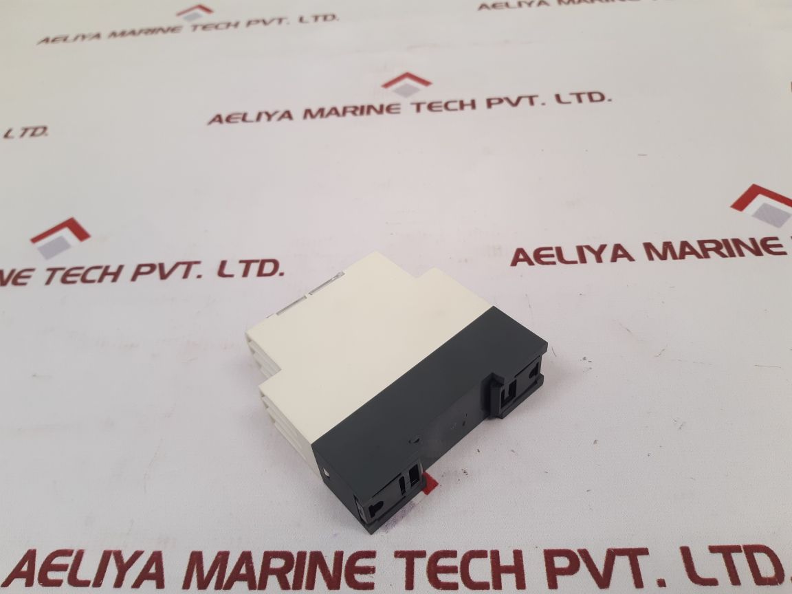 Telemecanique/Schneider Re7Cl11Bu Flashing Timer Relay Re7Cl