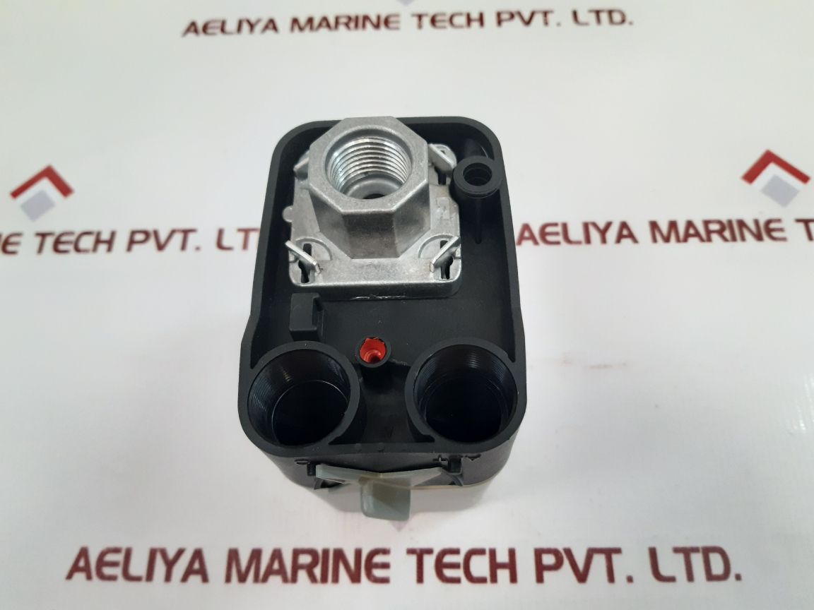 Danfoss Cs Pressure Switch 2-6 Bar