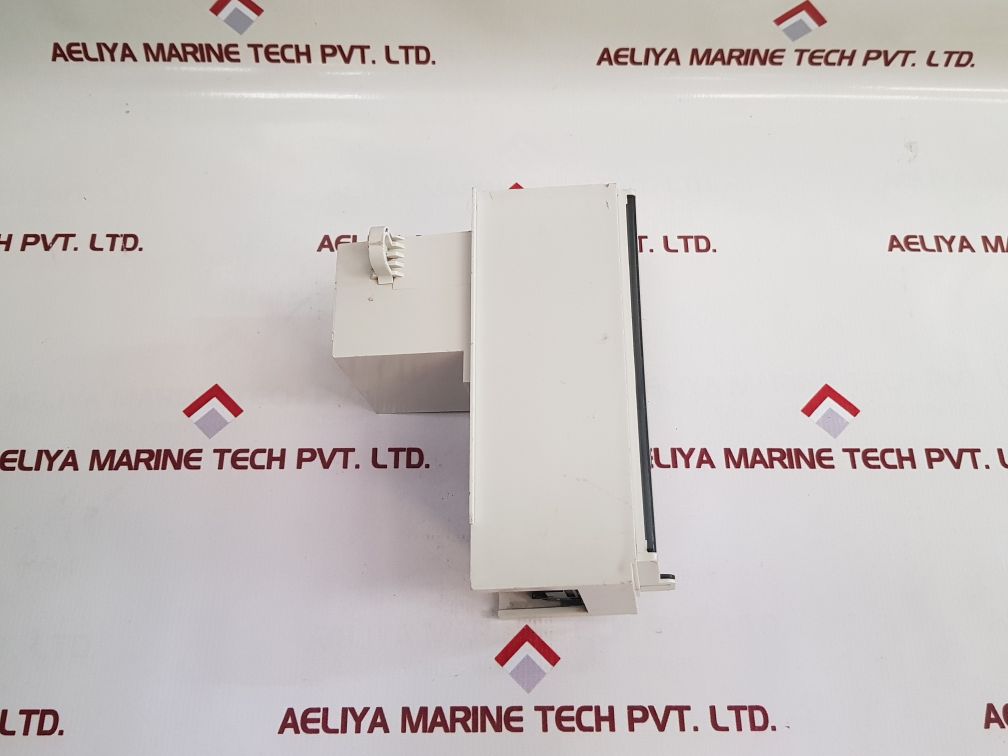 Mitsubishi Mpt-1A Electronic Trip Relay Used