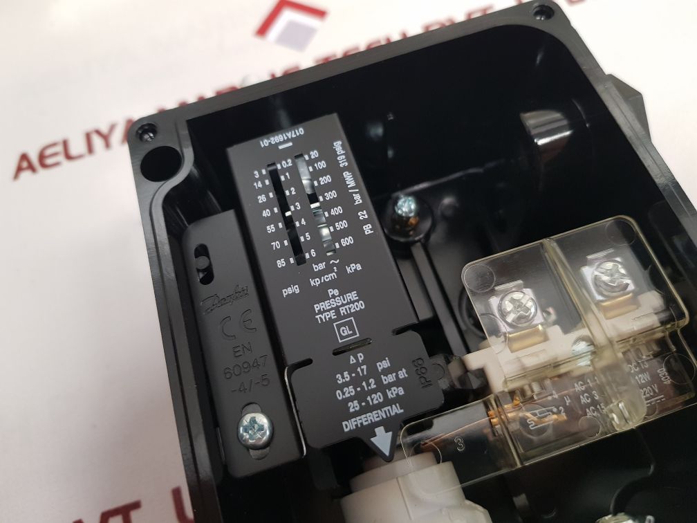 Danfoss 017A1692-01 Pressure Switch Rt200