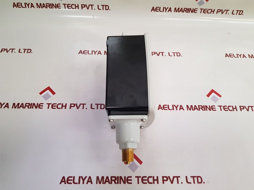 Danfoss 017A1692-01 Pressure Switch Rt200