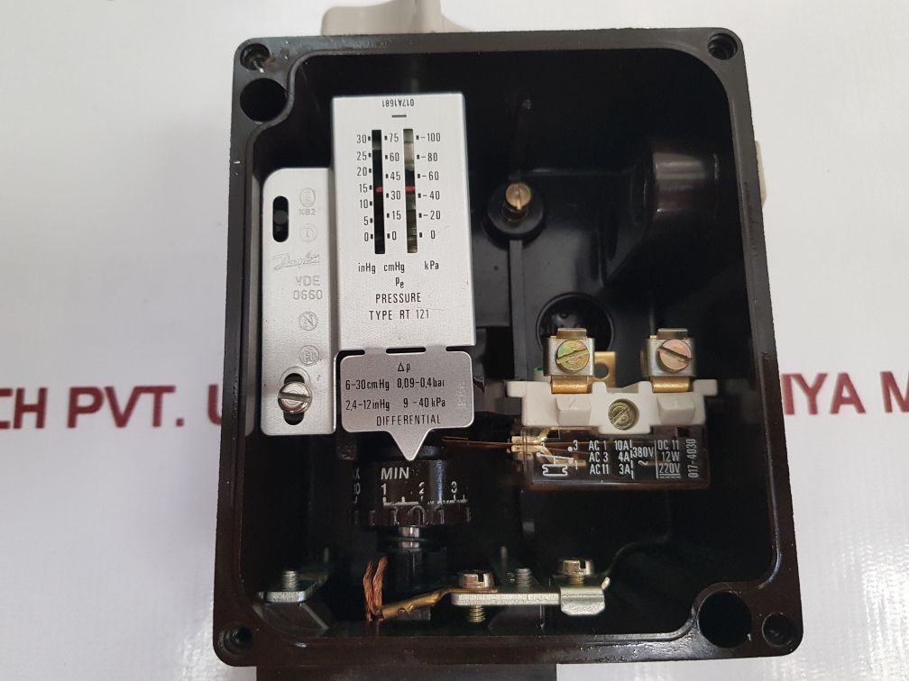 Danfoss 017A1681 Pressure Switch