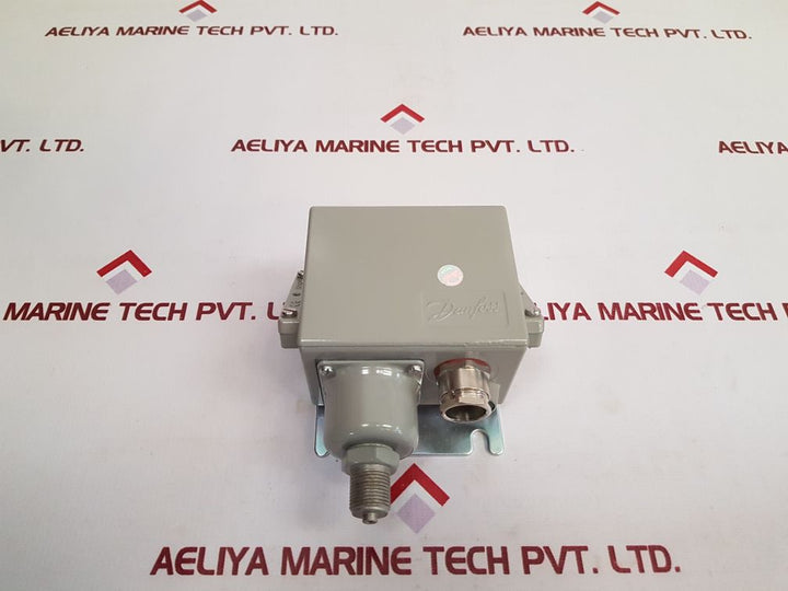 Danfoss Kps 33 Pressure Control 060-3103 New One