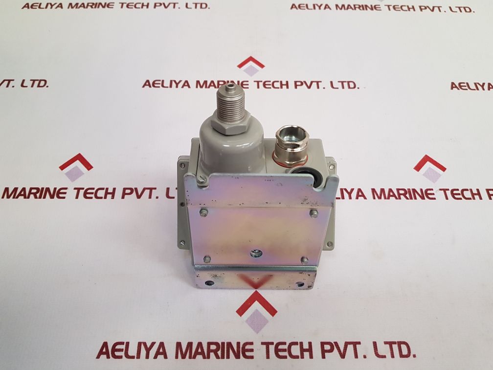 Danfoss Kps 33 Pressure Control 060-3103 New One