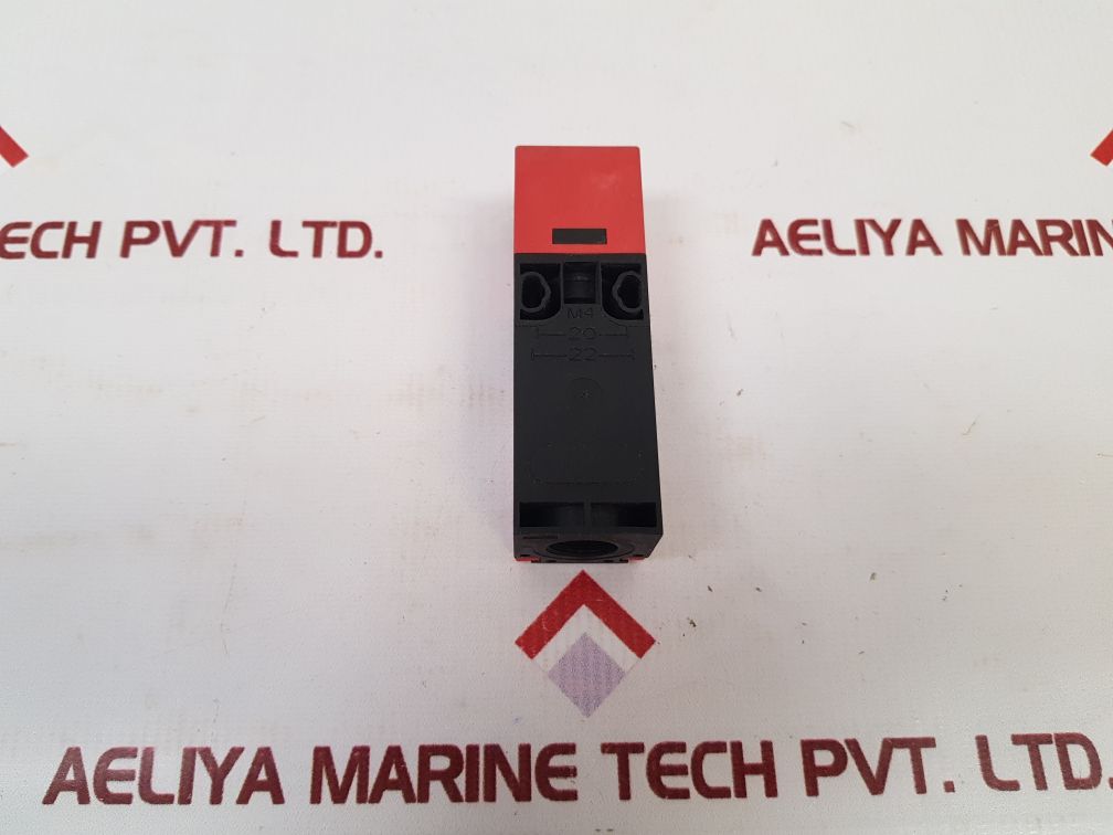 Telemecanique Xcs Pa592 Safety Interlock Switch New