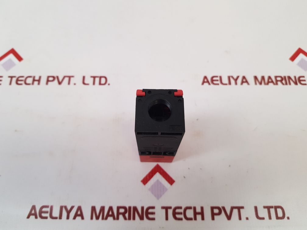 Telemecanique Xcs Pa592 Safety Interlock Switch New