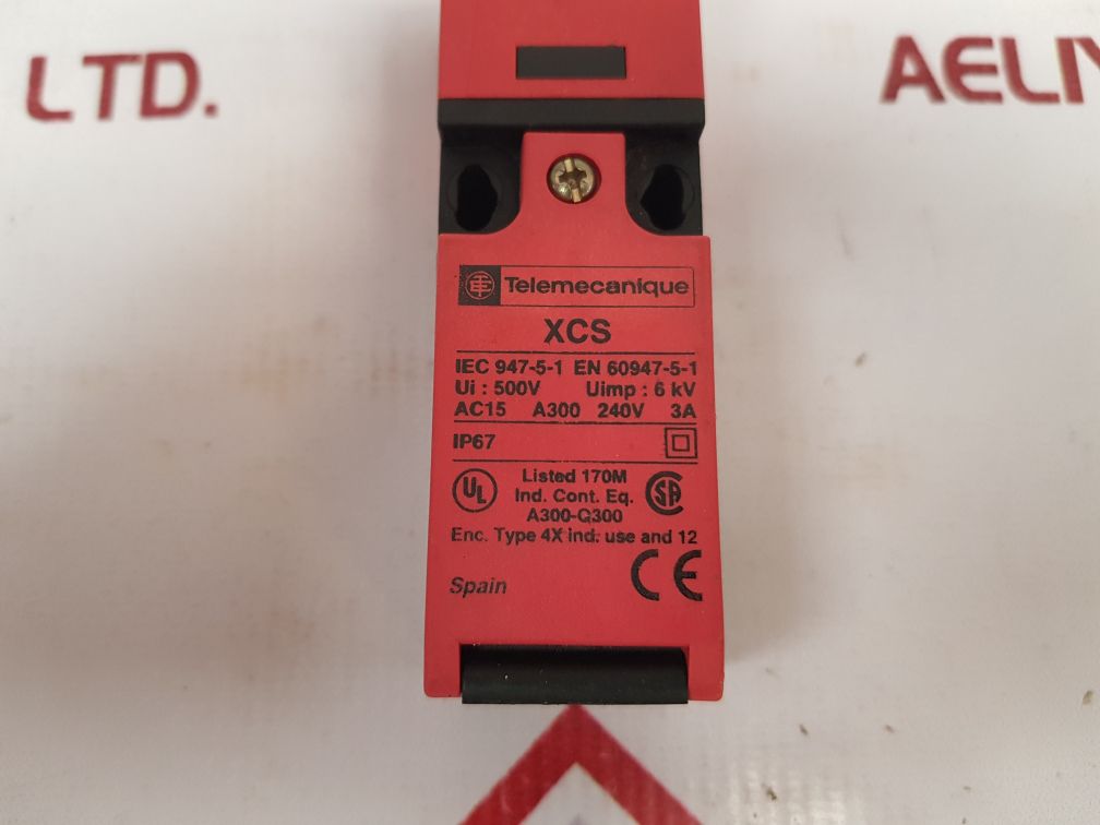 Telemecanique Xcs Pa592 Safety Interlock Switch New