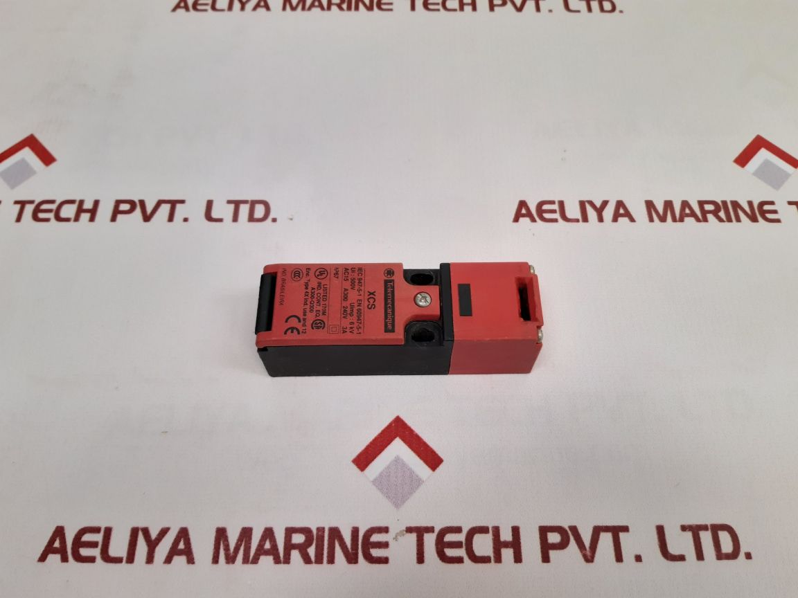 Telemecanique Xcs-pa592 Safety Interlock Switch