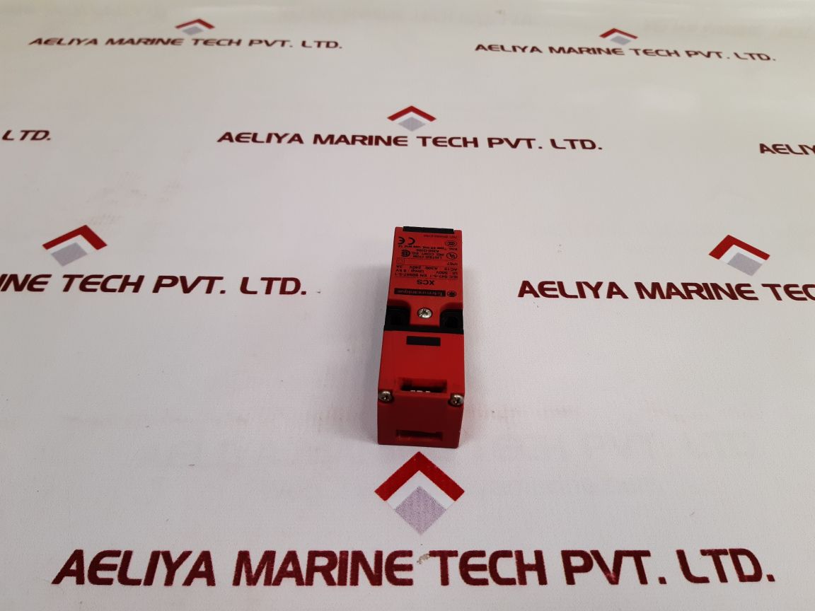 Telemecanique Xcs-pa592 Safety Interlock Switch
