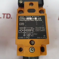 Omron E3N2-d2 E4-us Photoelectric Switch