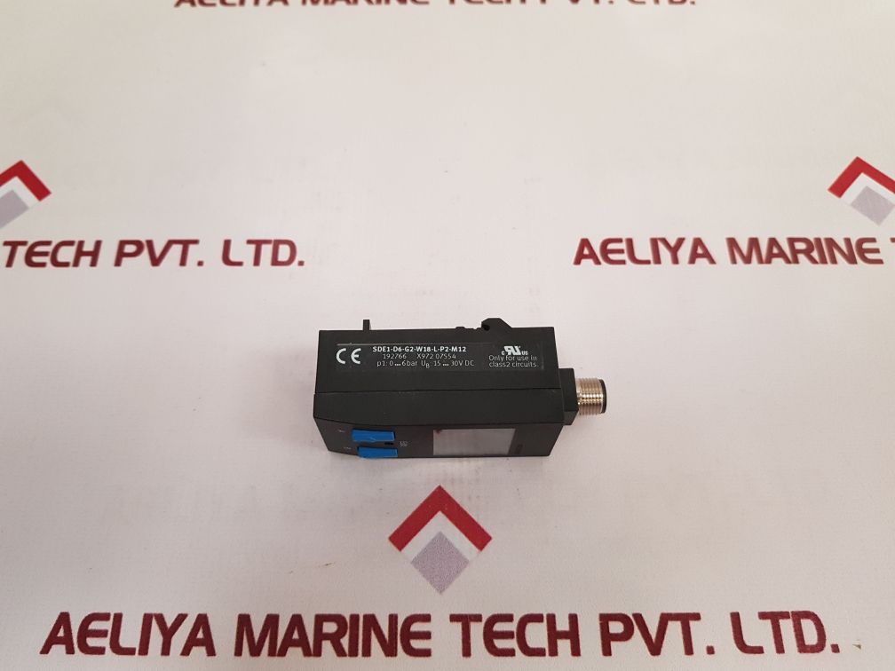 Festo Sde1-d6-g2-w18-l-p2-m12 Pressure Sensor