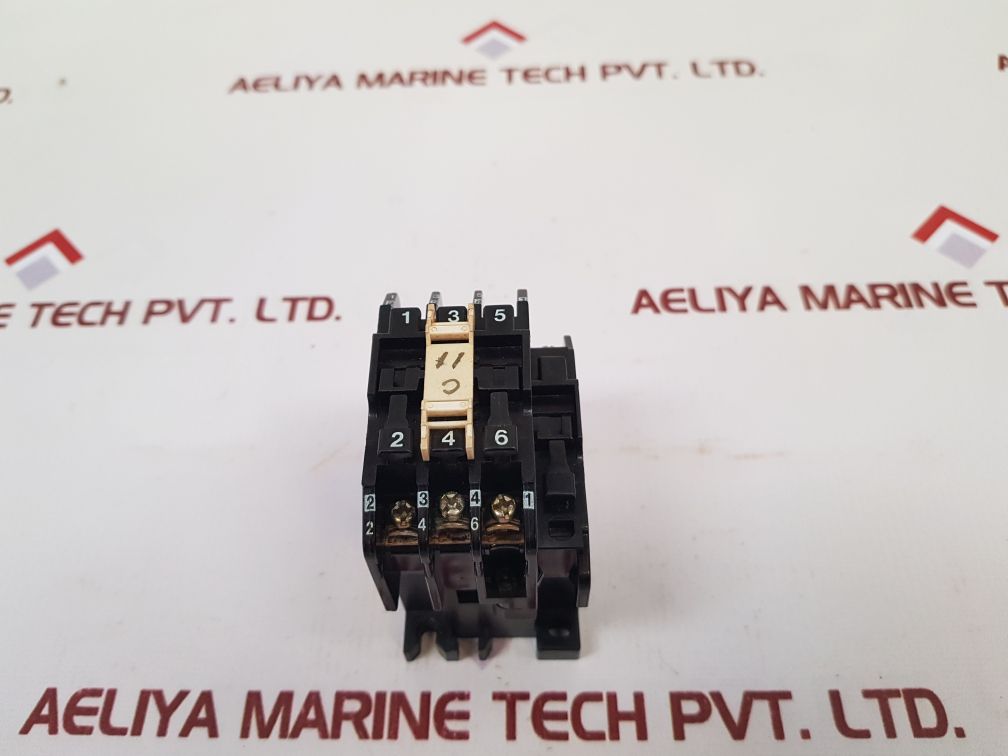 Danfoss ci9 contactor New
