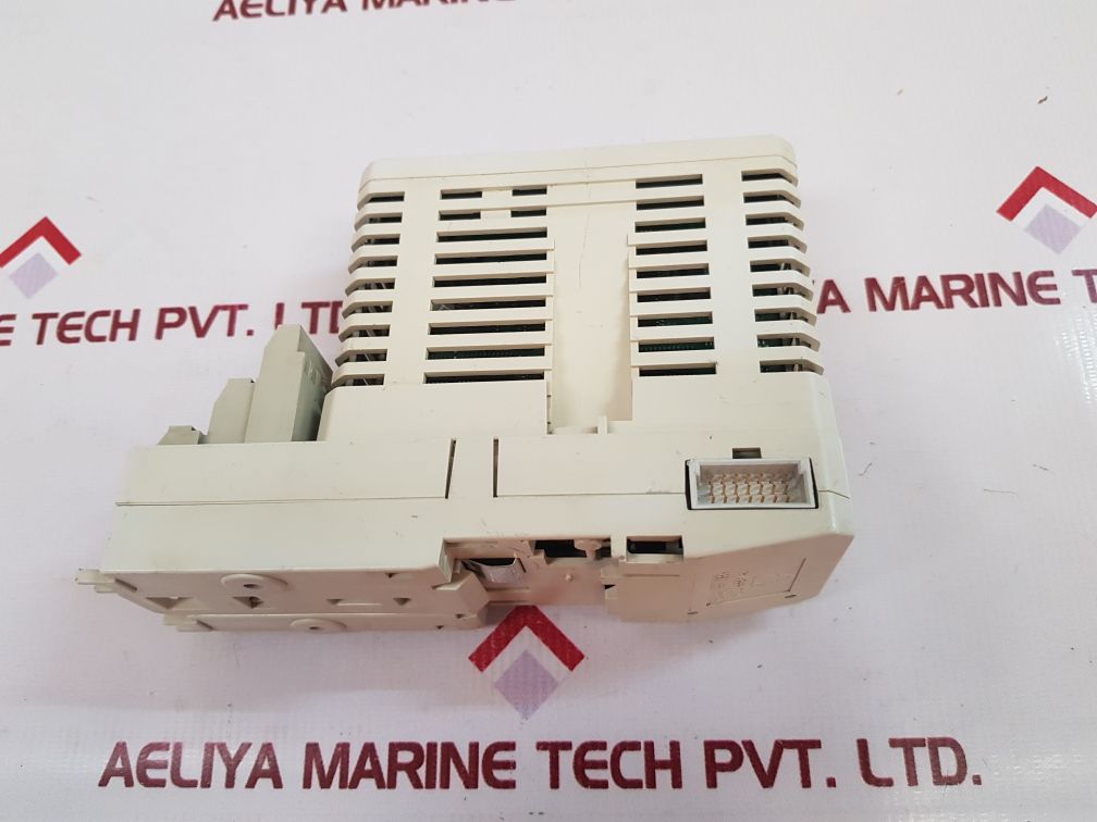 Abb 3Bse013230R1 Analog Output Module Ao810