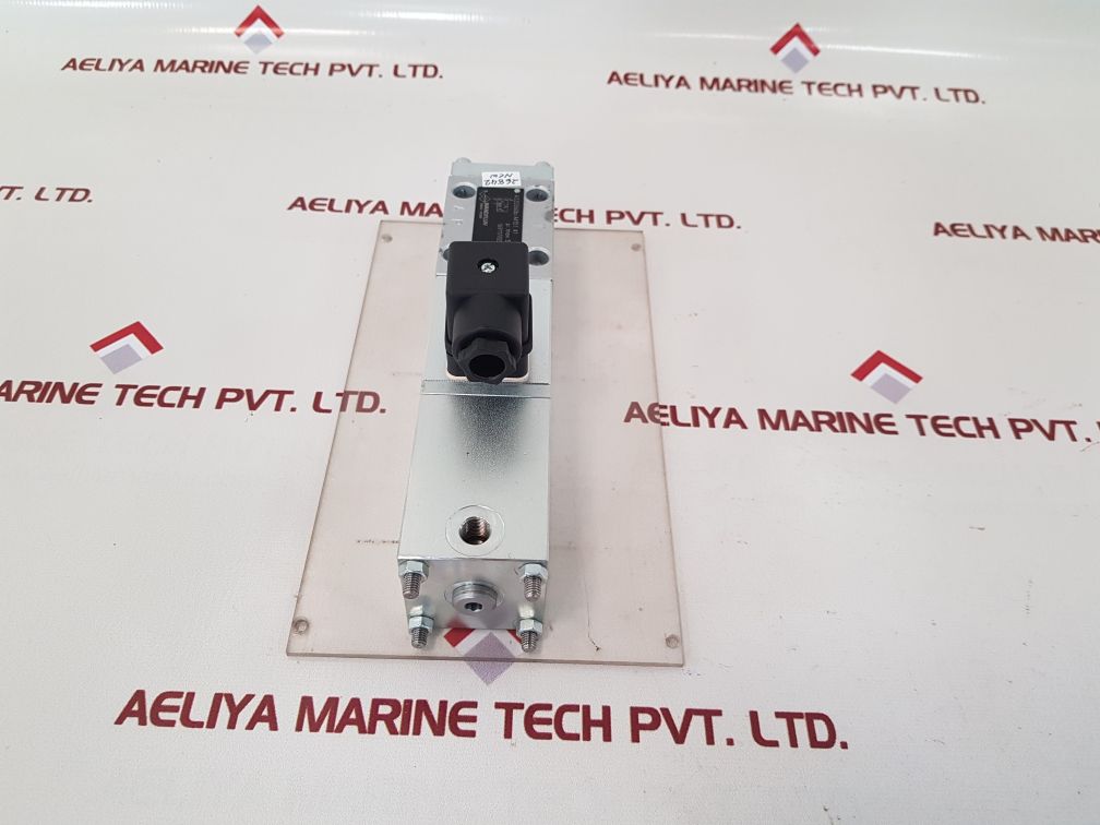 Wandfluh as32060b-m151 direction control valve