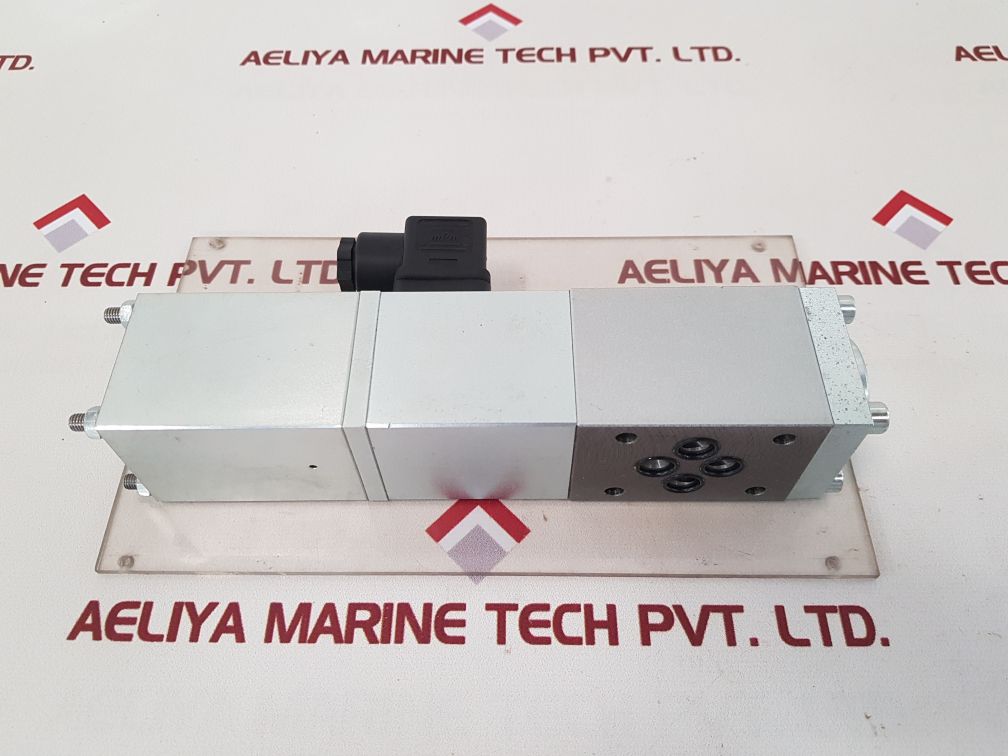 Wandfluh as32060b-m151 direction control valve