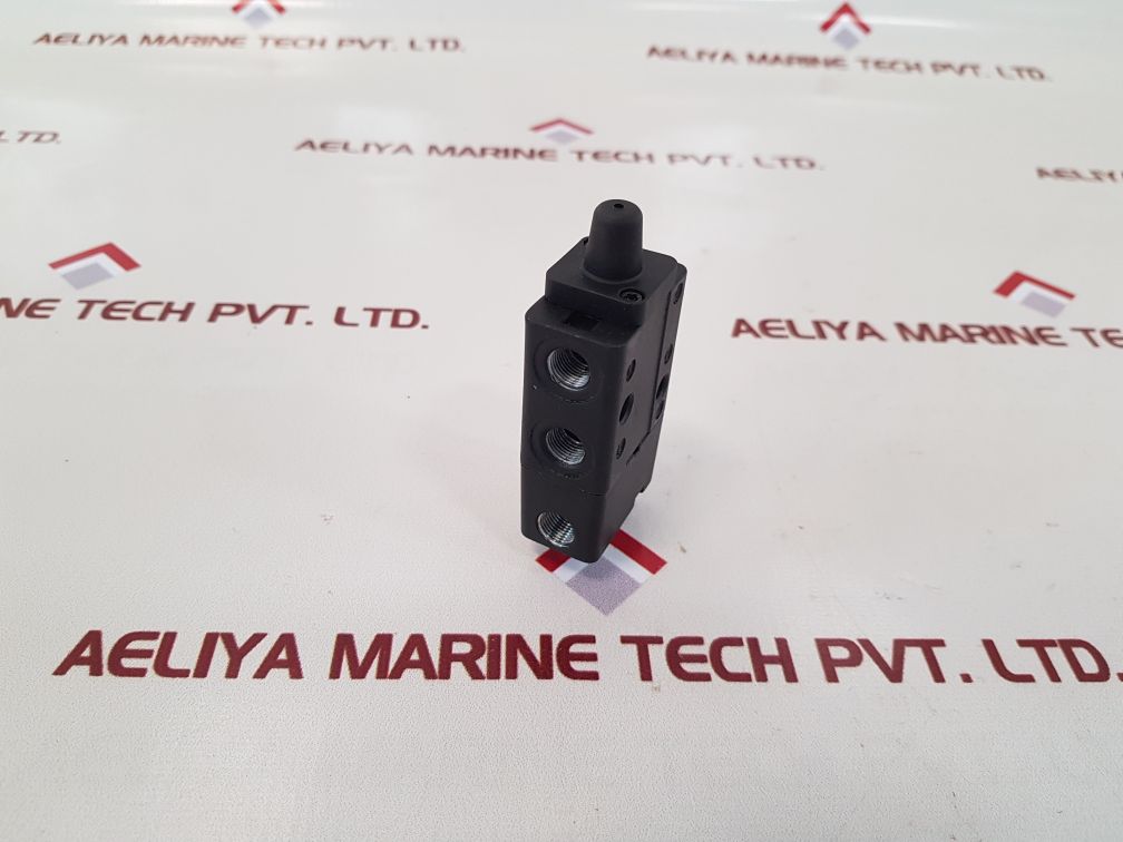 Norgren 03040102 3/2 way air/spring operat directional valve 