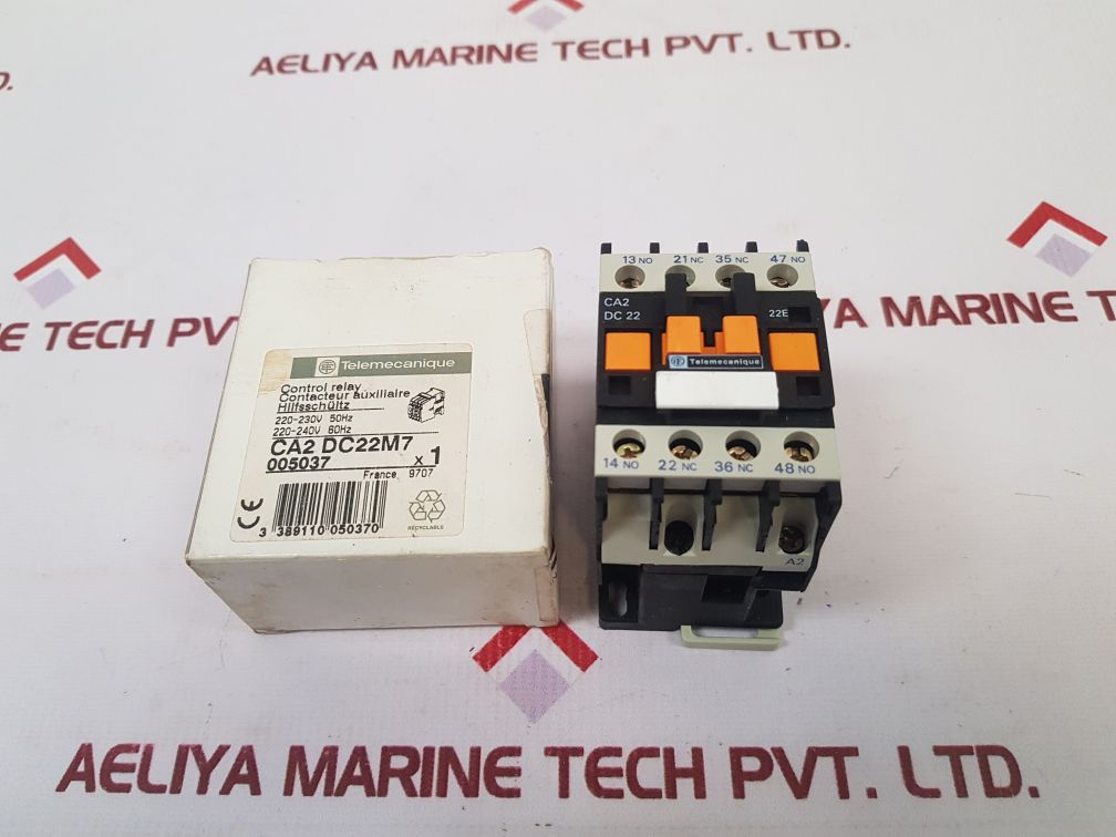 Telemecanique Ca2 Dc22M7 Relay