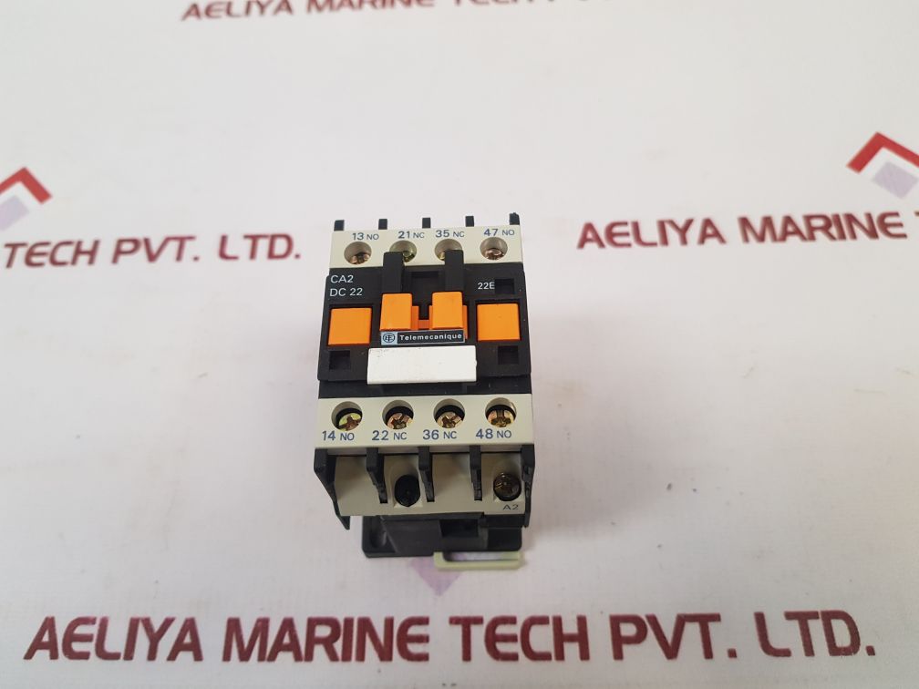 Telemecanique Ca2 Dc22M7 Relay