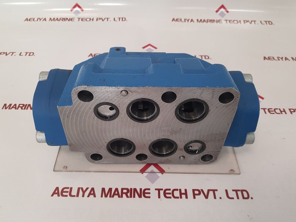 Rexroth r900412024 directional control valve  
