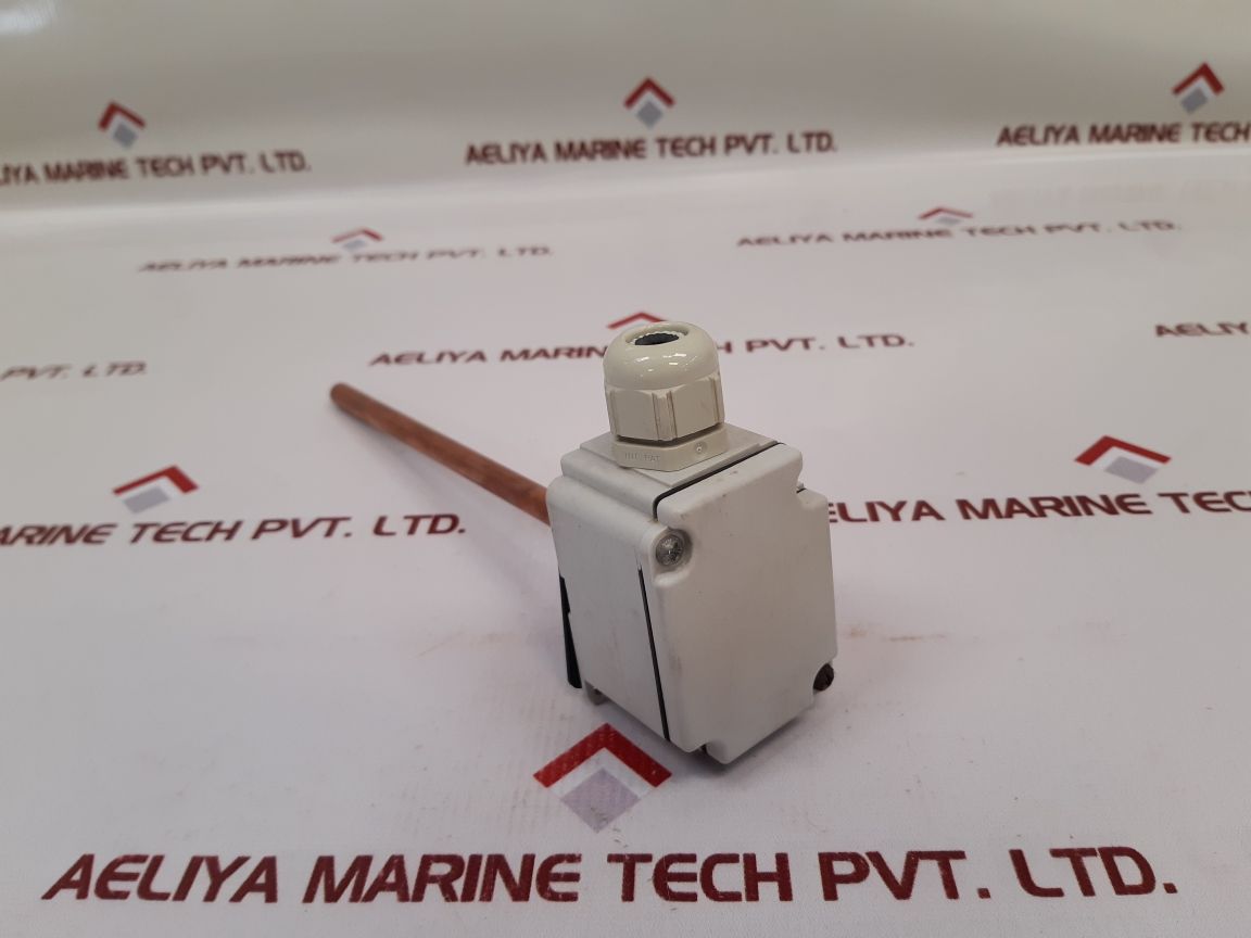 Johnson Controls Ts-9103-8220 Passive Sensor Ntc K2