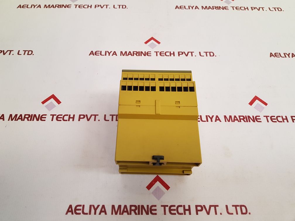 Pilz Pnoz 10 24Vdc 6N/O 4N/C Safety Relay