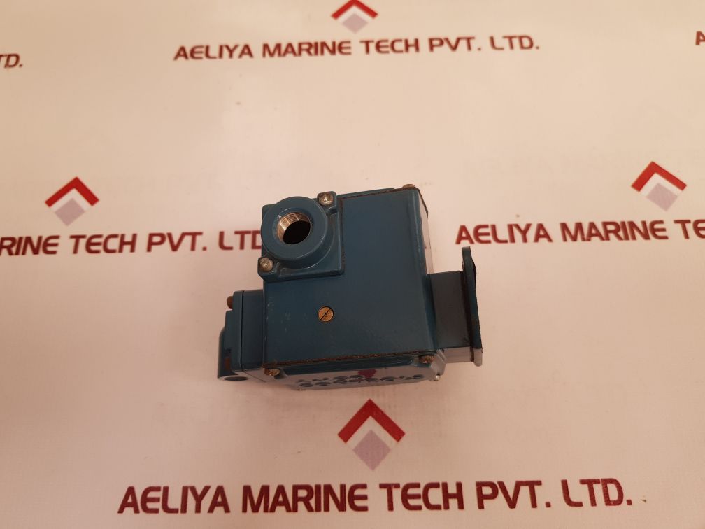 Amot Controls 4140Ck1V11Aa0 Pressure Switch New