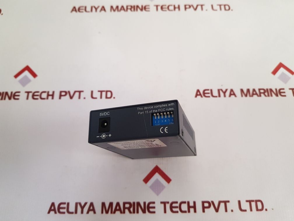 Techaya Arg100L Fast Ethernet Media Converter