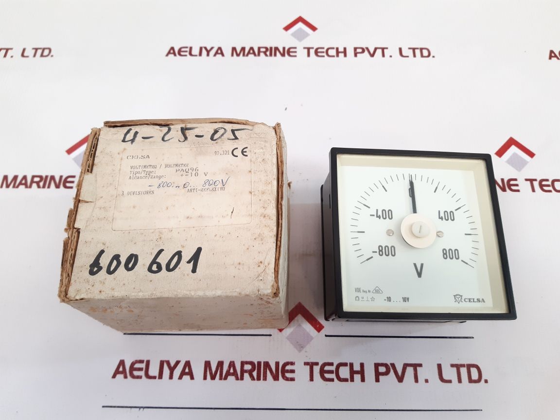 Celsa Paq96 Voltmeter
