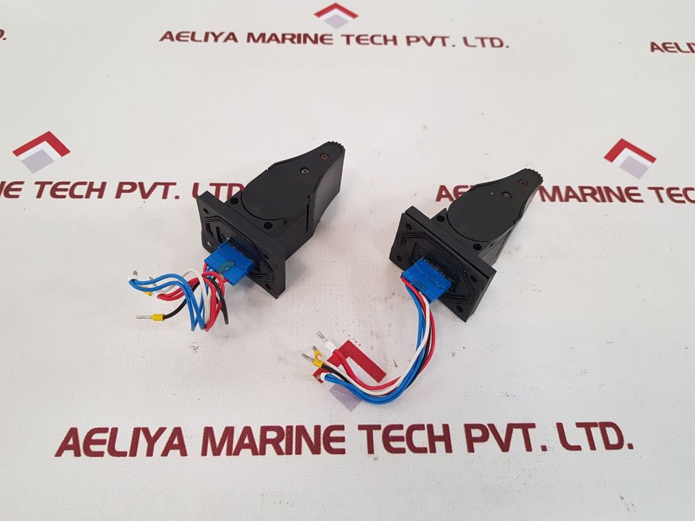 P&g controls jc100-0015 joystick controller
