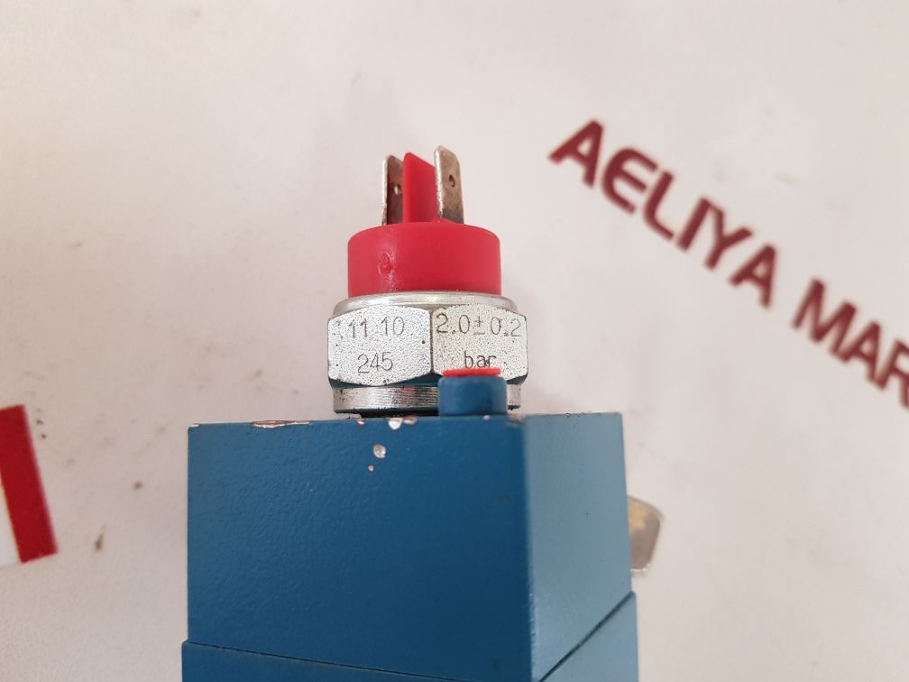 Rexroth 3526010220 valve new
