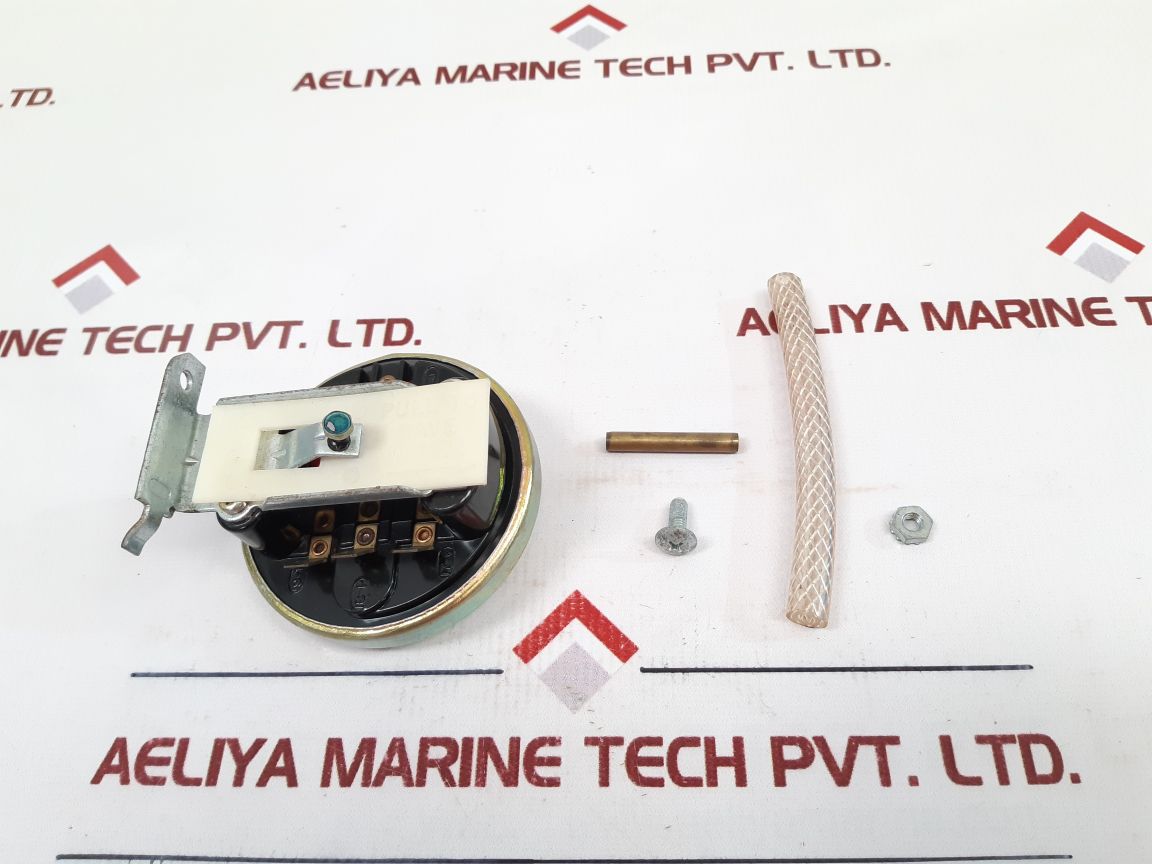 Invensys 738-741-2 Pressure Switch