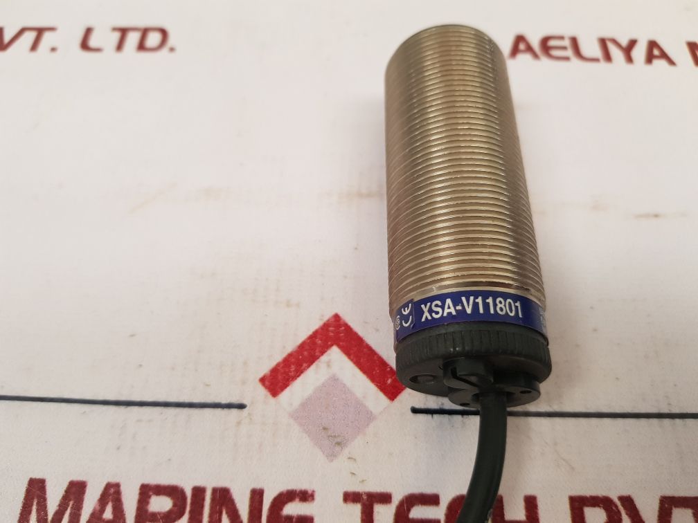 Telemecanique Xsa-v11801 Proximity Switch Sensor