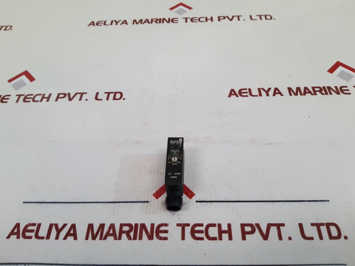Omron E3S-at16-d Photoelectric Sensor 10 To 30Vdc