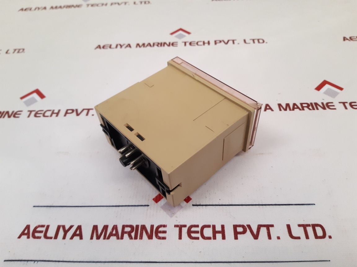 Omron Se-kp1N Motor Relay 100/110/120Vac New