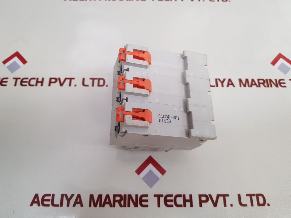 Lovato P2 Mb C100 Circuit Breaker