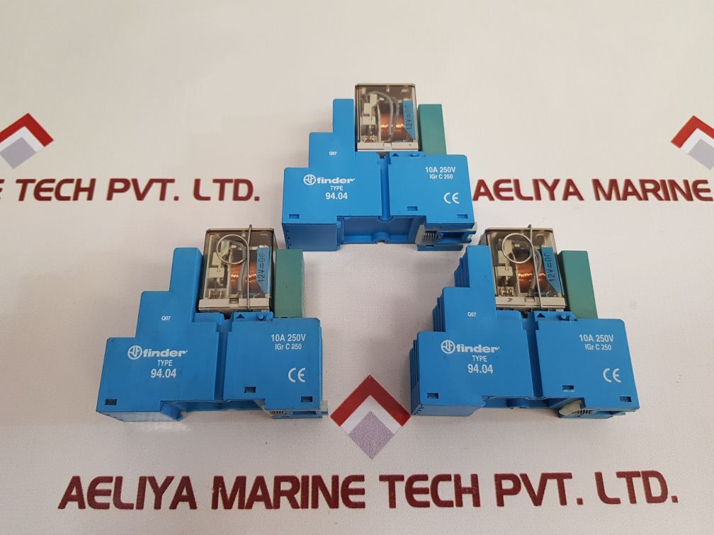 Finder 94.04 Relay With Base