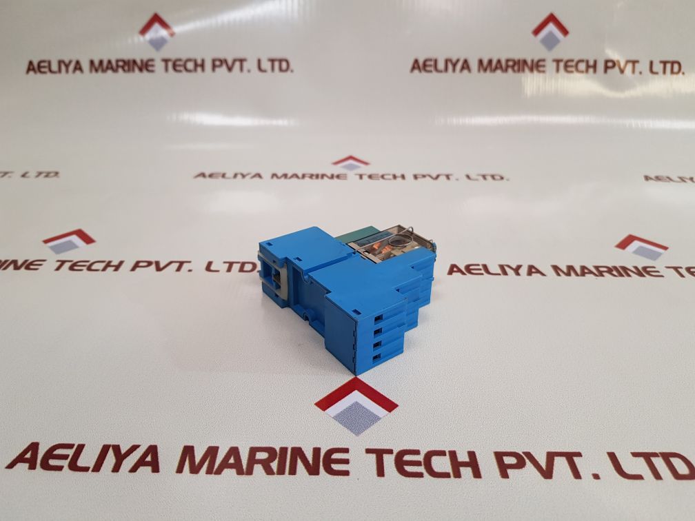 Finder 94.04 Relay With Base