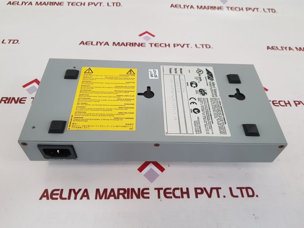 Allied telesyn at-fs708 8port fast ethernet switch 
