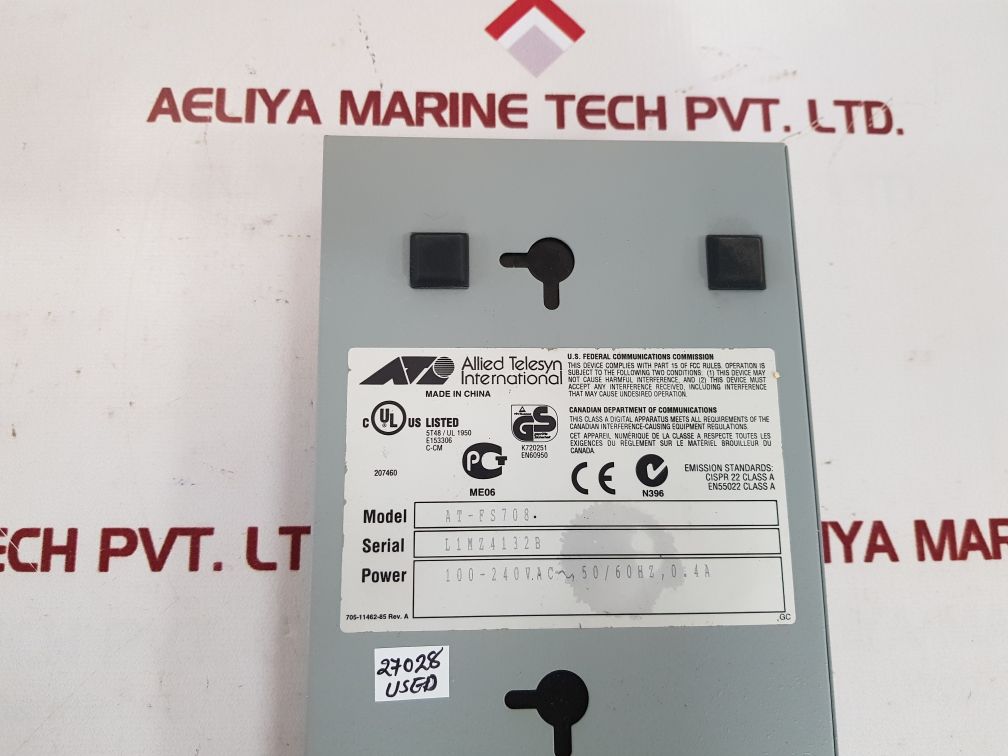 Allied telesyn at-fs708 8port fast ethernet switch 
