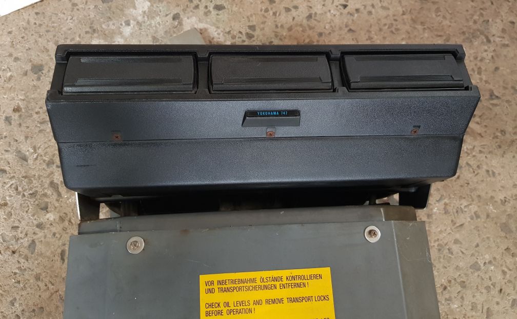 Wohr kaltetechnik/liebherr sk 71009/100-004-560 crane air condition unit 