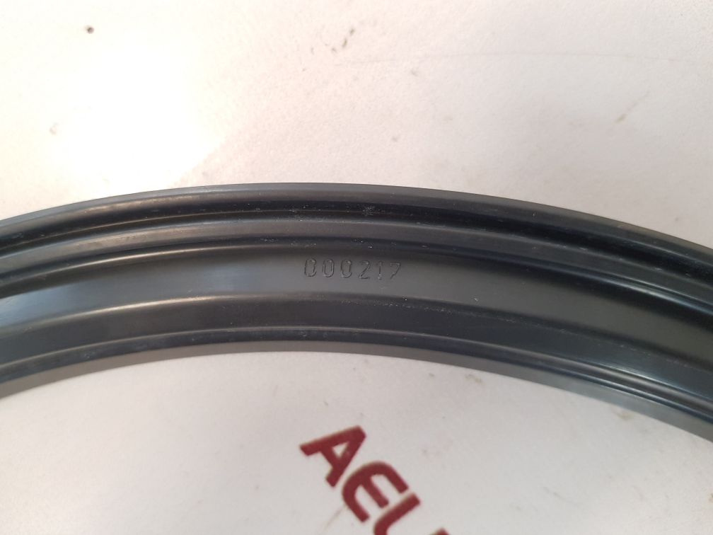 634.01.37 Stern Tube Seals Port
