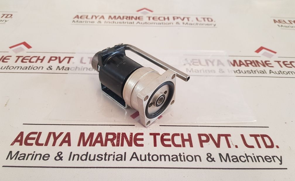 Versa Esm-3011-34-ars-e2Sp-z-38-d024 Pneumatic Directional Valve 9.5 Watt