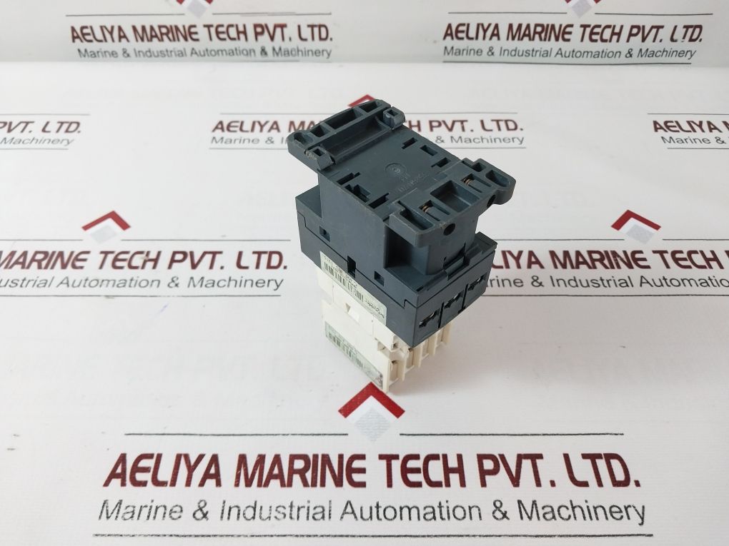 Schneider Electric Ladn40C Auxiliary Contact Block With Lc1 D18…C Contactor