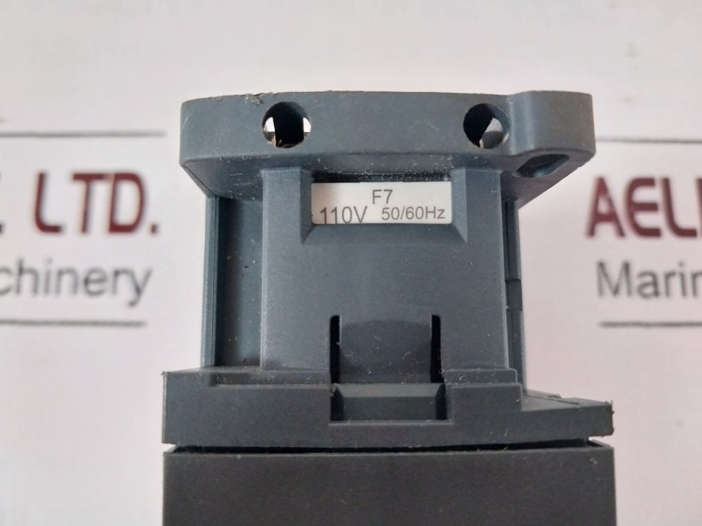 Schneider Electric Ladn40C Auxiliary Contact Block With Lc1 D18…C Contactor