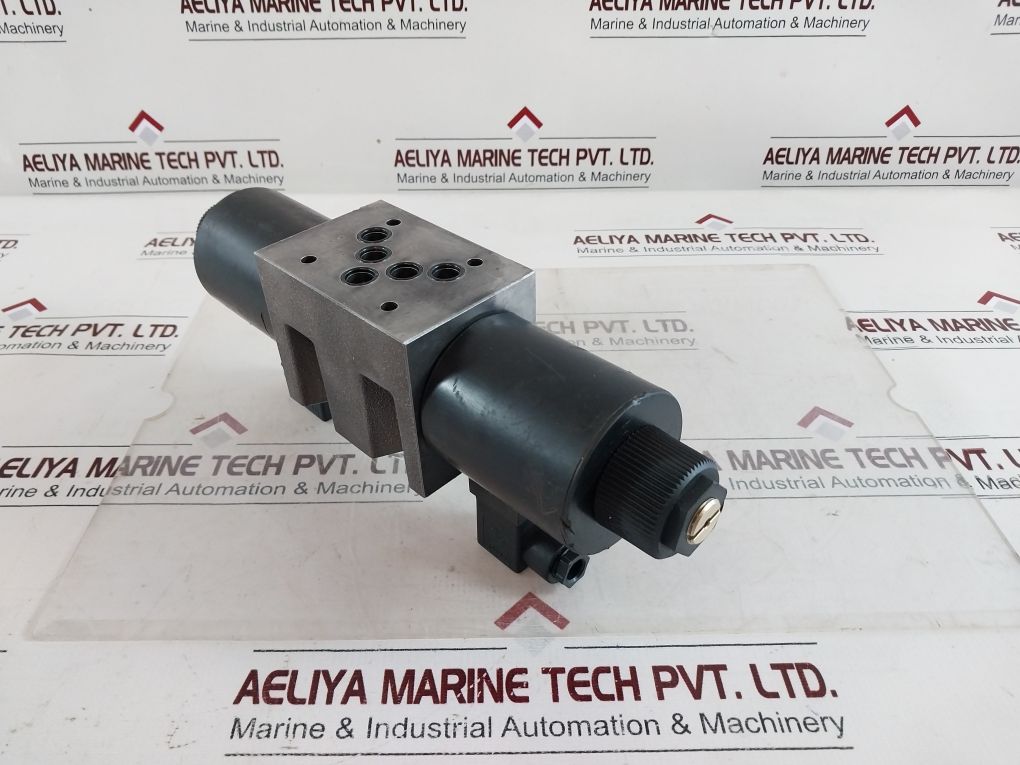 Caproni Rh10041 220/50 F Solenoid Valve