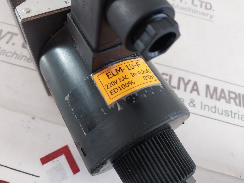 Caproni Rh10041 220/50 F Solenoid Valve