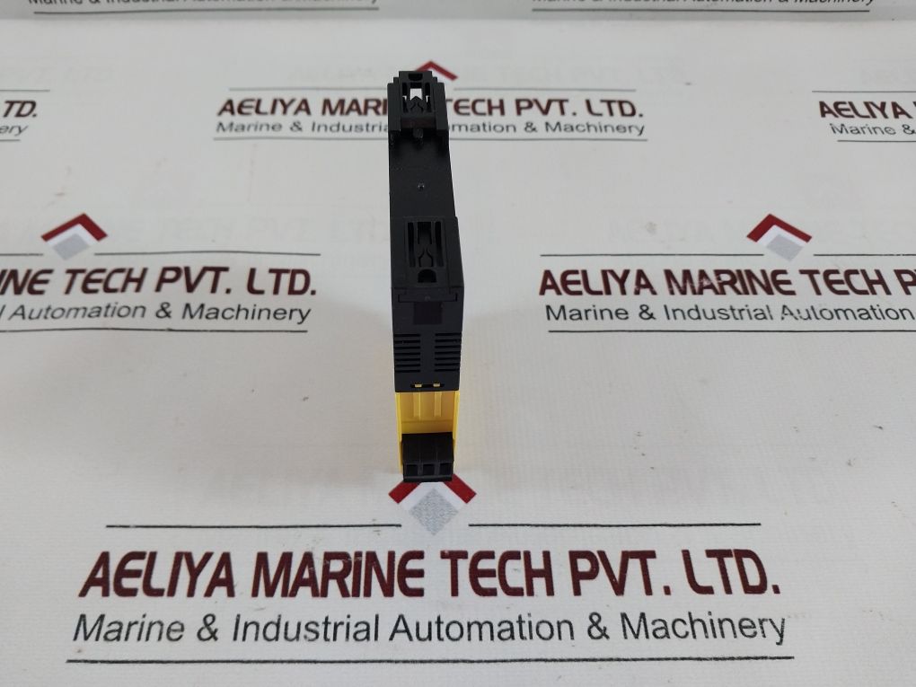 Turck Mk13-222Ex0-r/115Vac Switching Amplifier