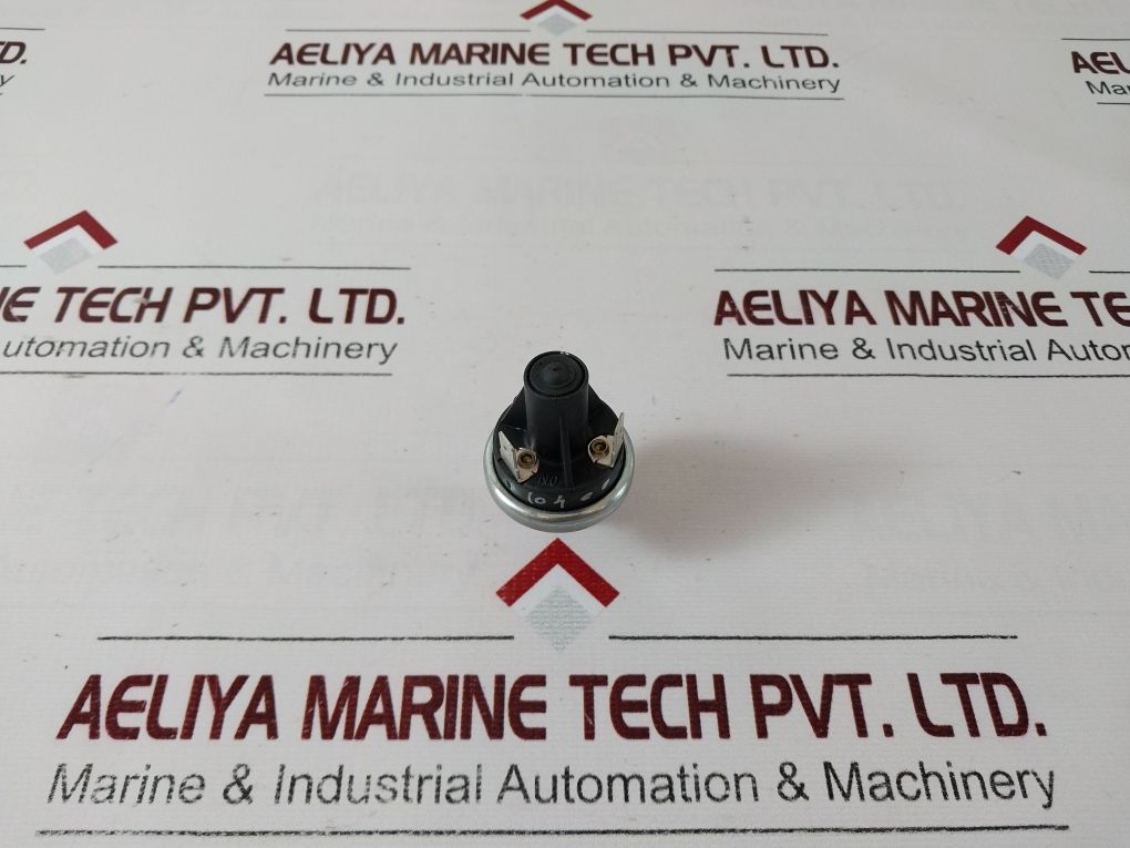 Honeywell 76583-7 Pressure Switch Free Shipping