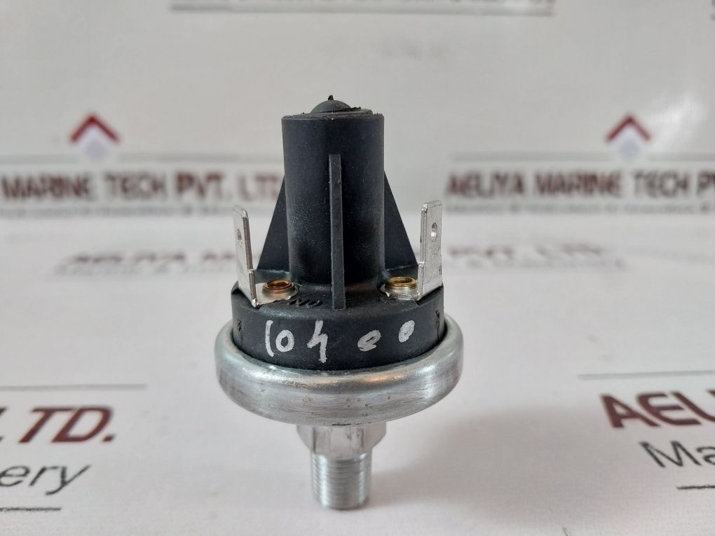 Honeywell 76583-7 Pressure Switch Free Shipping